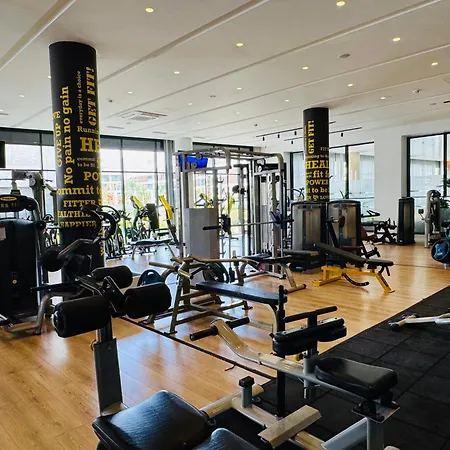 Wakacyjny W Courtyard Long *